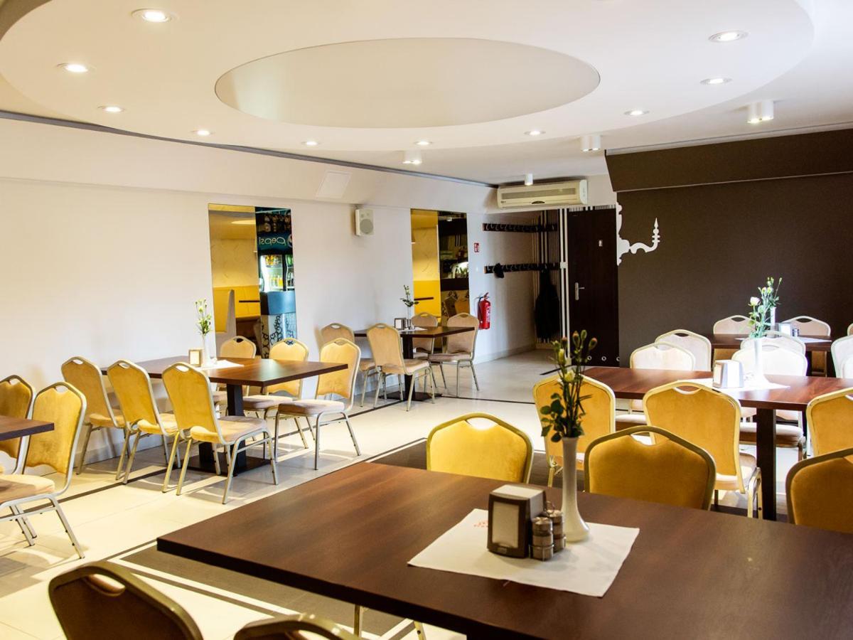 Zamkowa Noclegi Restauracja Drohiczyn Ngoại thất bức ảnh